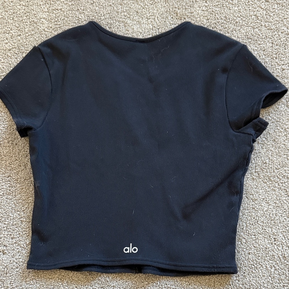 ALO Yoga Black Crop Top - Picture 2 of 2